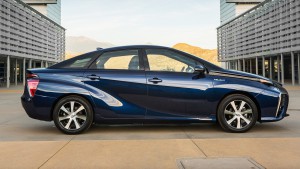 Toyota Mirai - erste Wasserstoff-Limousine in Großserie