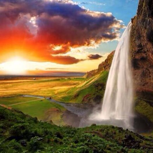 waterfall in Iceland #beautifulplanet